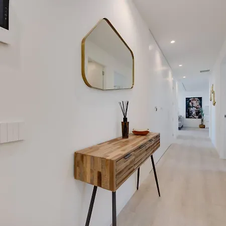 Piso De Lujo Con Piscina Privada En Colinas